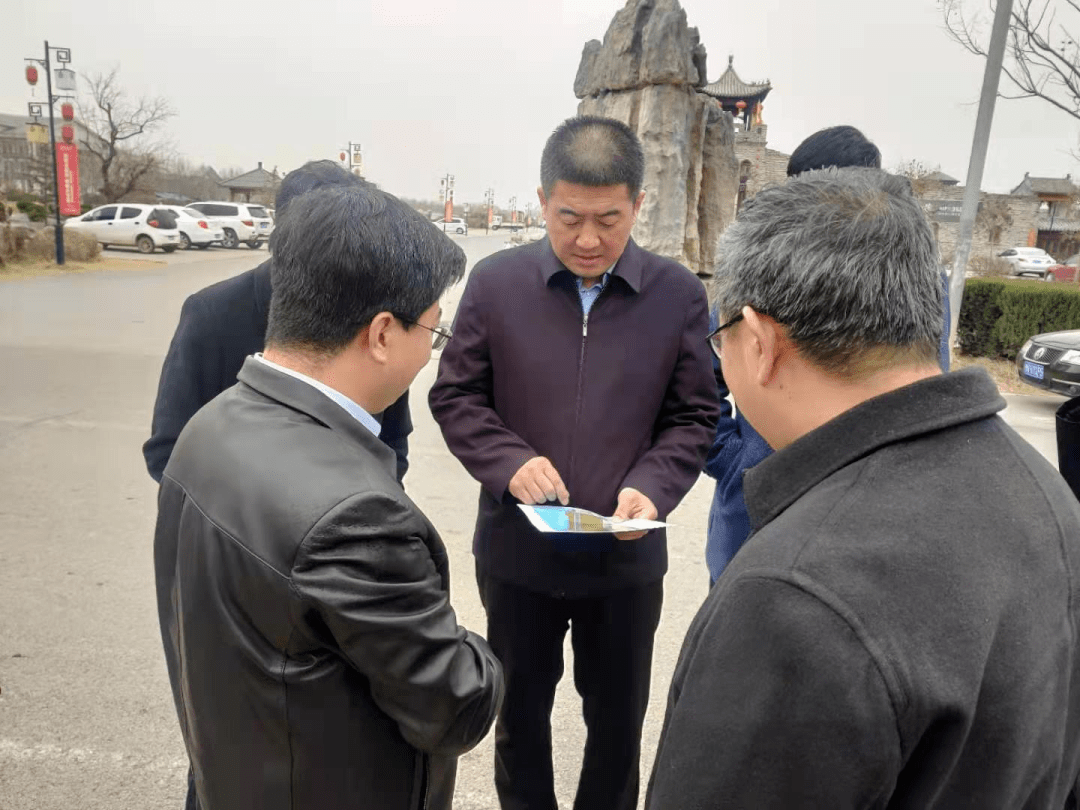 (来源:夏津政务) 2月24日,副县长曲传增到县职业中专建设项目现场办公