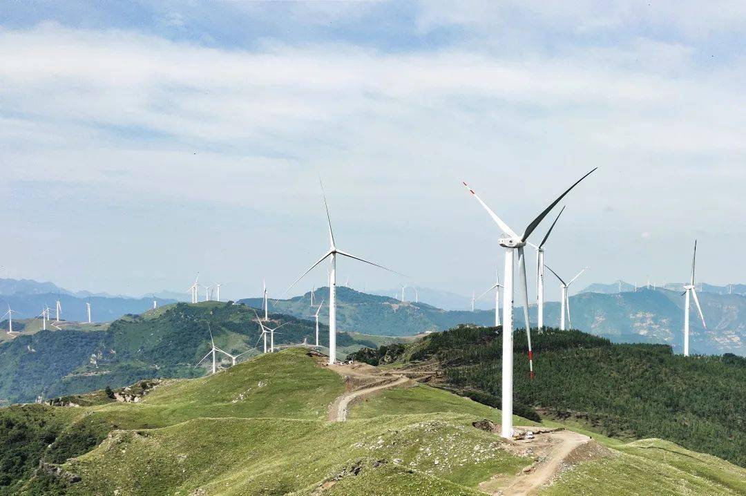 五台耿镇镇风电场位于山西省忻州市,总装机容量100mw.