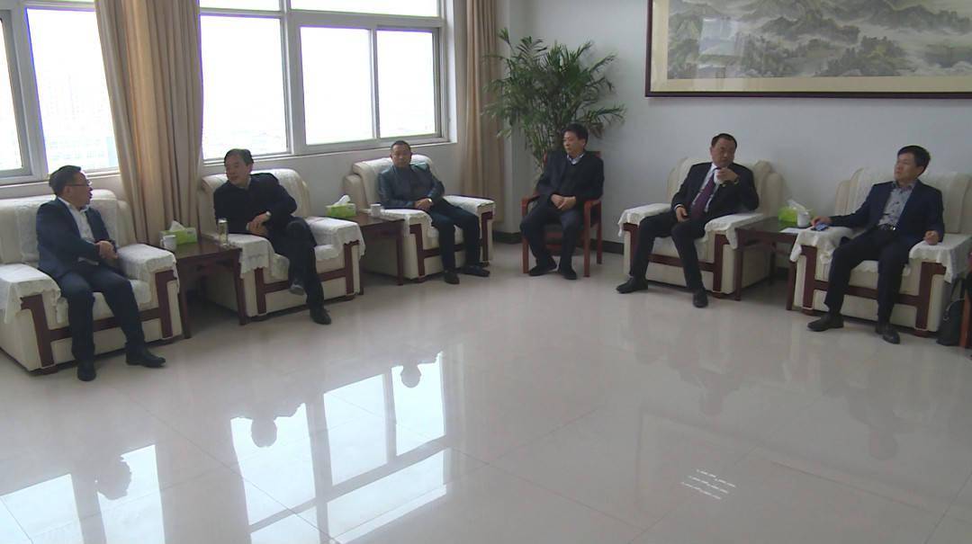 临颍县举行河南机电科技产业园签约仪式