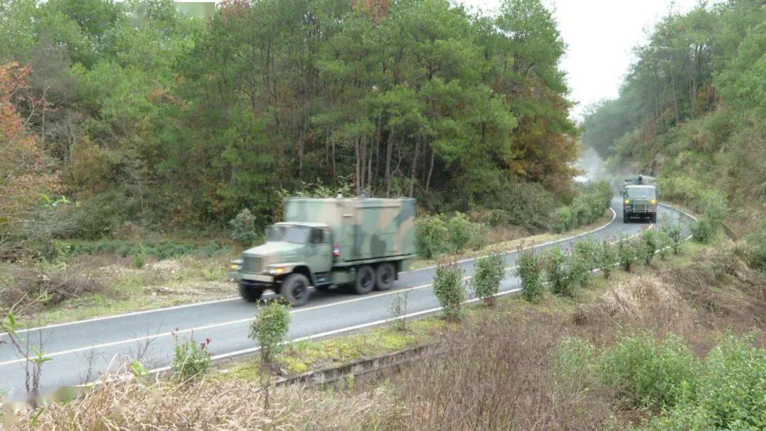 【直击演训场】无形战场 火箭军通信兵保障信息畅通