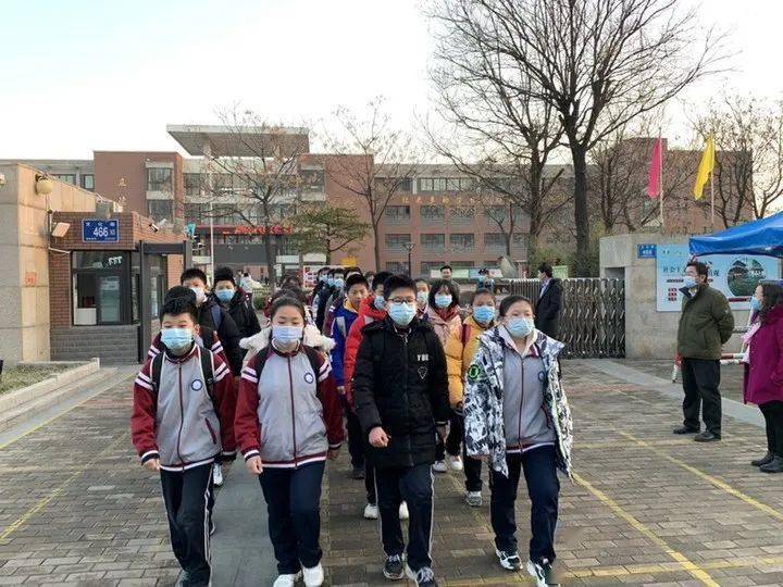 道通学子再起航——2021年章丘区道通实验学校春季开学第一天掠影