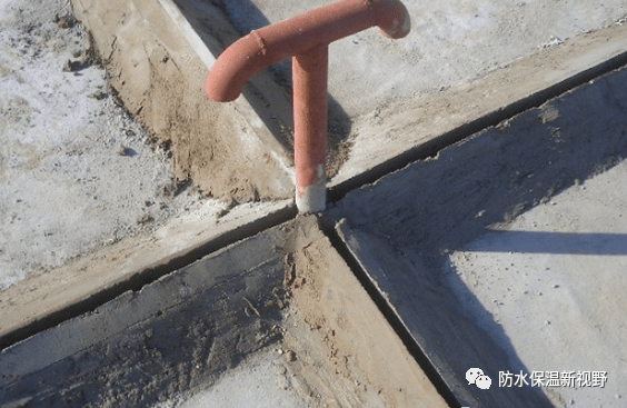 技术贴|屋面刚性防水如何施工?工艺流程示例!