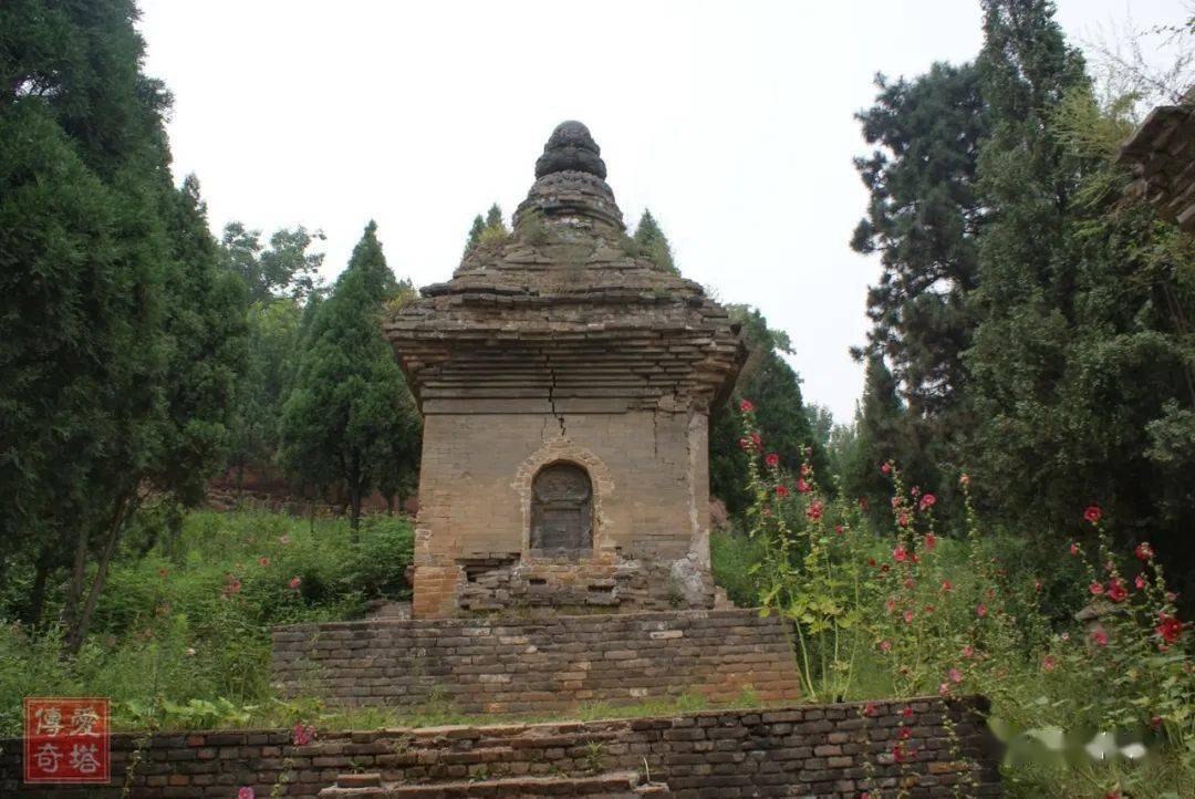 【少林寺塔林法玩塔】登封二祖庵无名唐塔少林寺不远处的二祖庵在山上