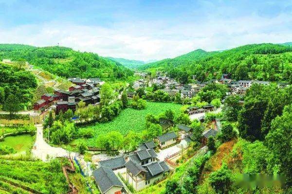 在"两山"理论转化上实现新跨越——乌当区在生态文明建设上奋力出新绩