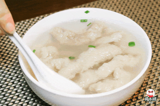 109元=精油开背/推拿 温泉泡澡 自助 停车5小时 209元=90分钟全身油压