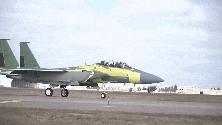 在未来的3~5年内美国空军还会接收多达144架f15ex,这个数量比绝大