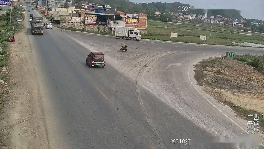 往寺村方向福隆村三岔口路段.