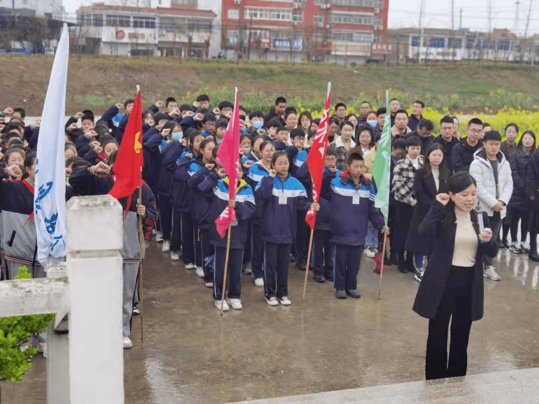 【盐城红领巾】响水县各学校团组织,少先队开展清明祭扫活动