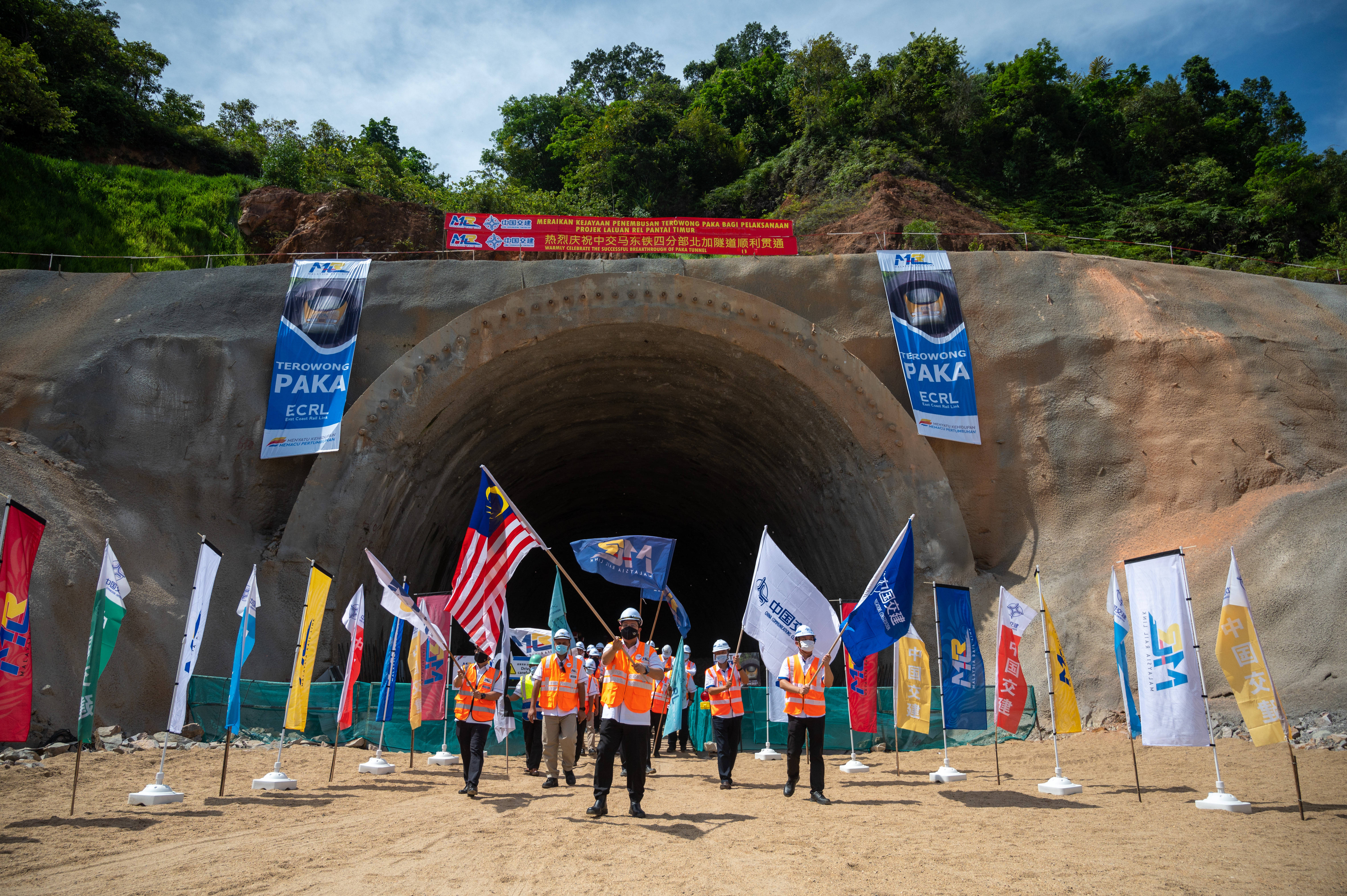 马来西亚启动东百丽国际海岸铁路项目首台隧道掘进机(组图)铁路