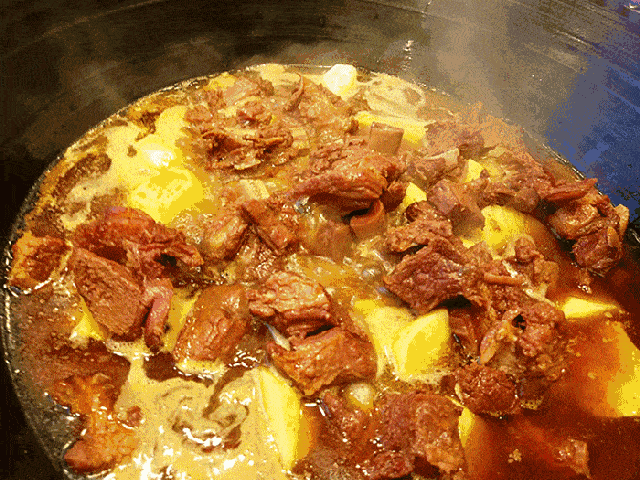 99元抢原价364元【龙园味陶轩东北铁锅炖】套餐!一顿热乎的铁锅炖!