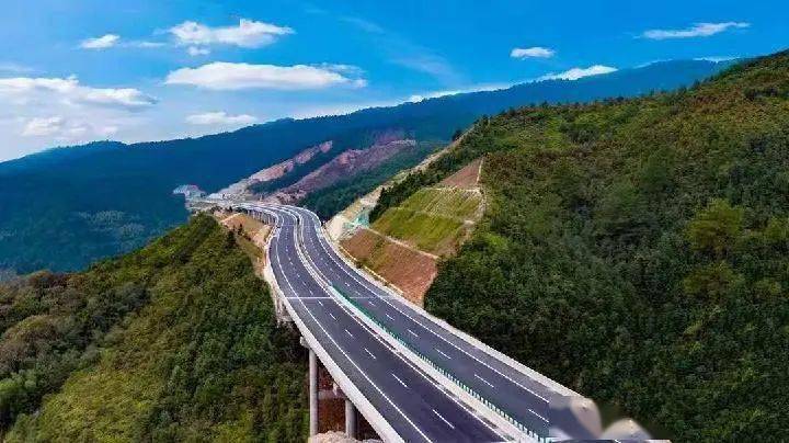 沿着高速看中国 | 80多年后,中央苏区公路怎样了?