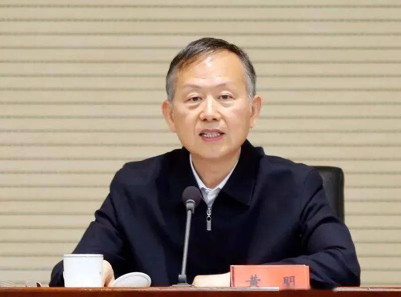黄明任应急管理部部长