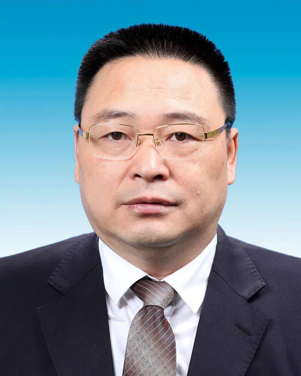主题诵读邹志华不要黄金不要高管贺龙数十次申请入党