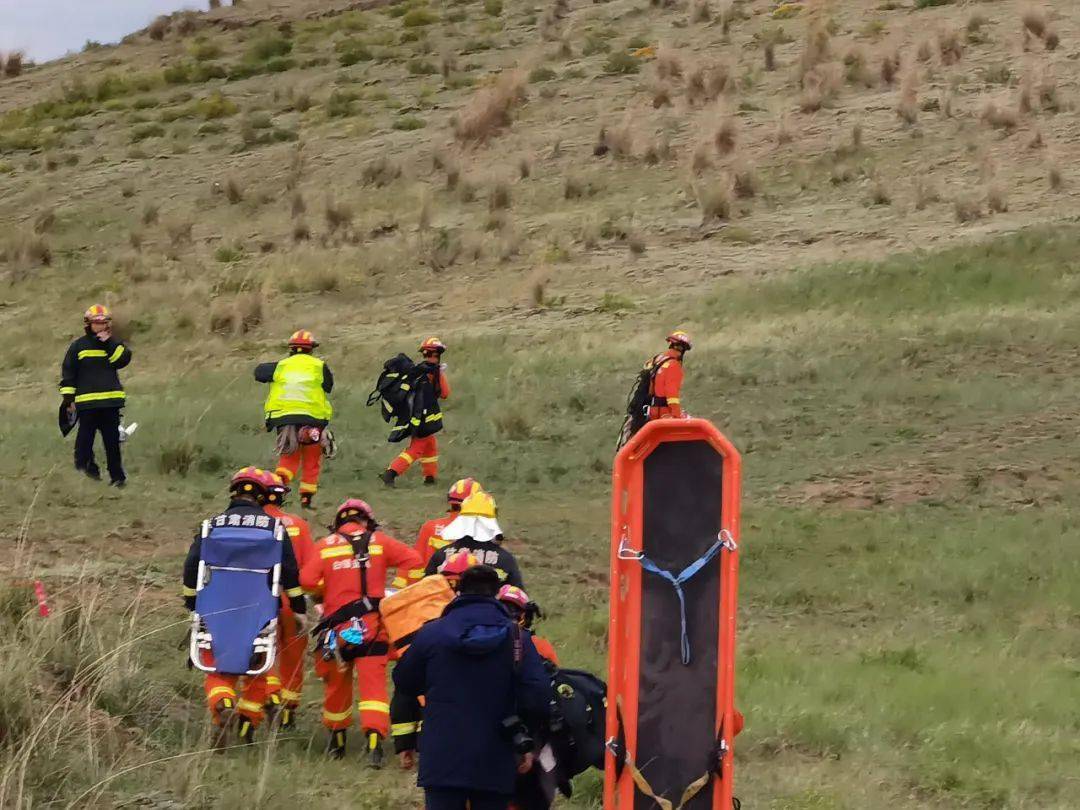 揪心!甘肃山地马拉松事故21人遇难