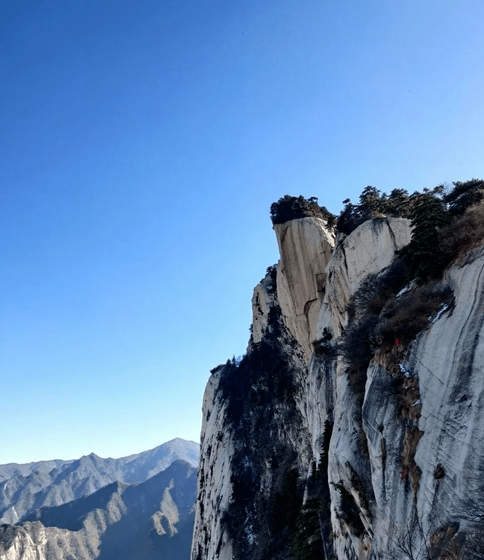 看华山这座山一石成一岳