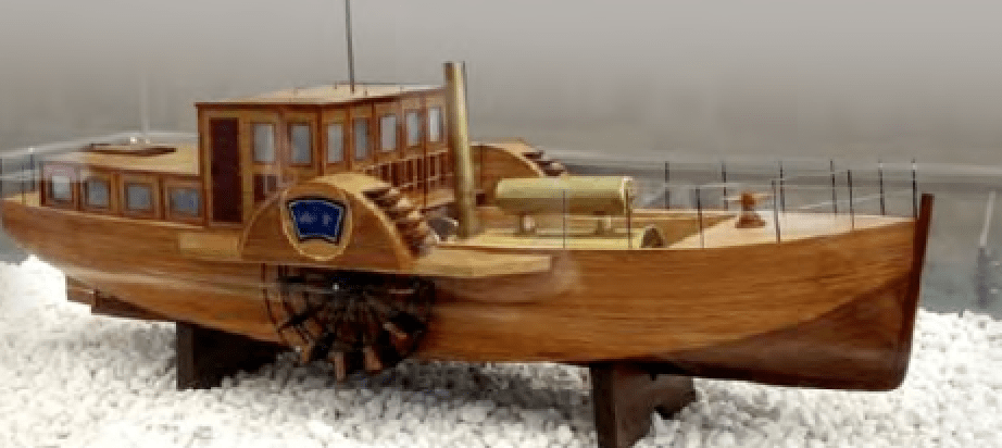 我国自行设计制造的第一艘大型轮船