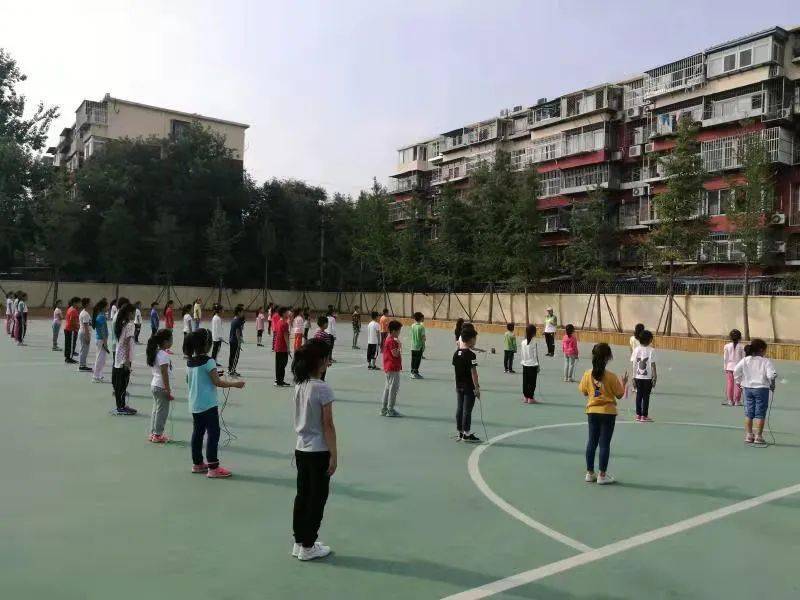 北京市丰台区角门小学|一根绳成就师生"以绳育人"在坚守初心中绽放