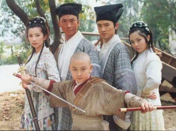 在电视剧这里也是一样的,90后和00后留学生虽然可能看过同名剧,但