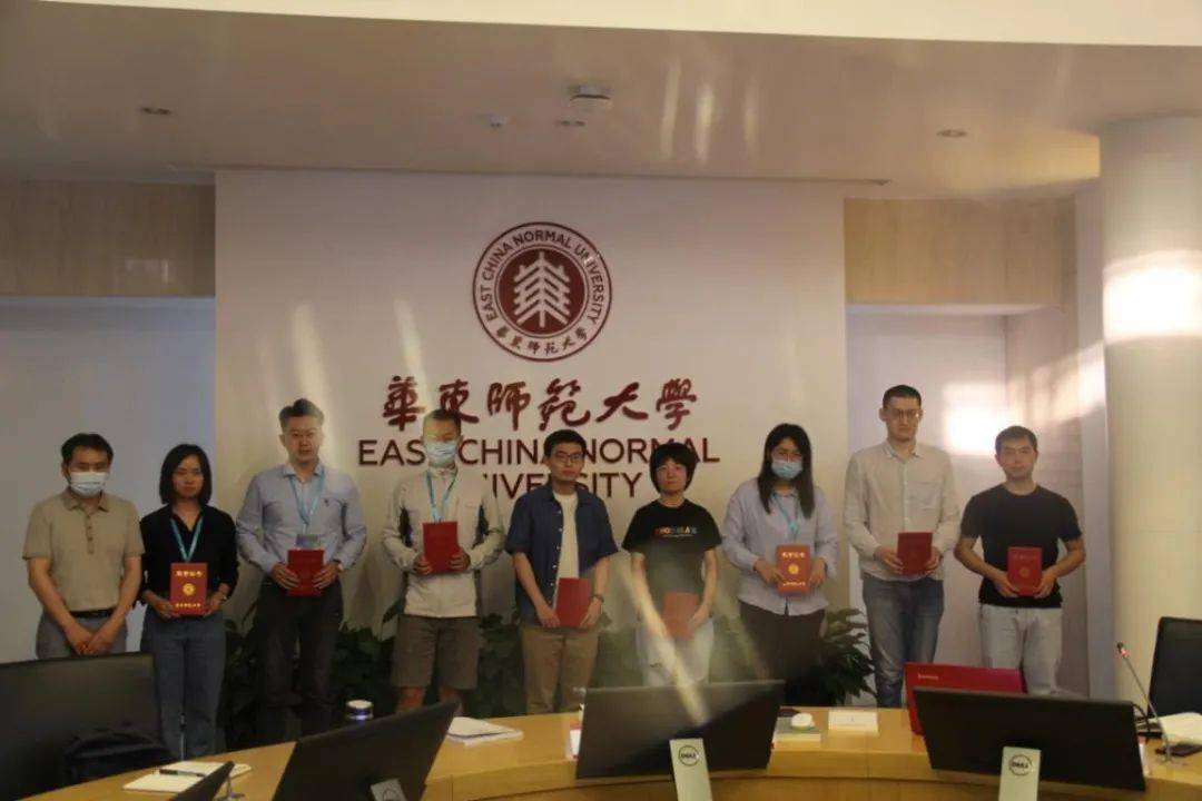 他对全体参会同学,对华东师范大学研究生院,哲学系,以及中国智慧研究