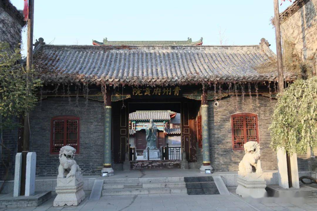 砖雕,石雕;第二是青州府老照片展区,主要展示分为"古城旧貌""名胜古迹