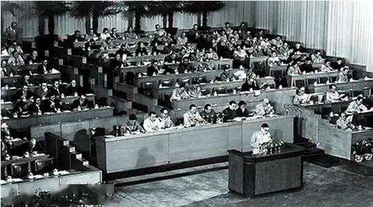 共青团渑池县委学党史正当时丨团青读党史第五十五天党的八大二次会议
