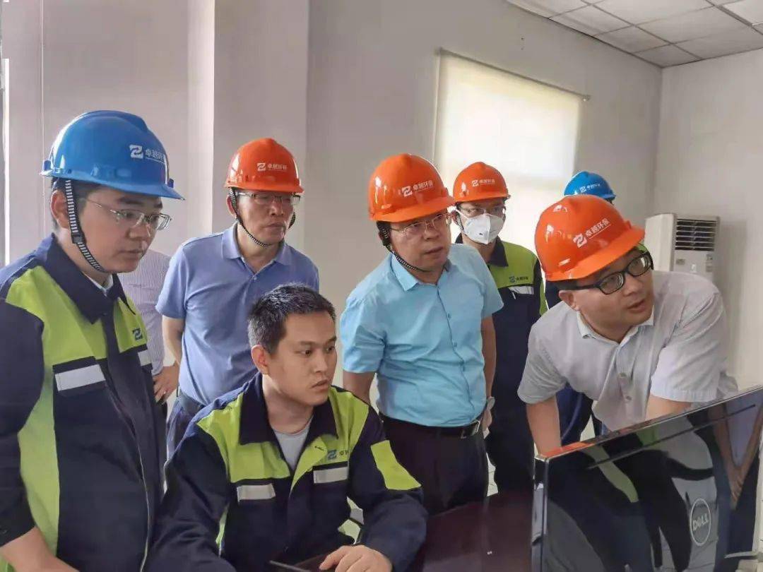 省生态环境厅总工程师王燕枫赴南京专项督导危化品使用安全工作