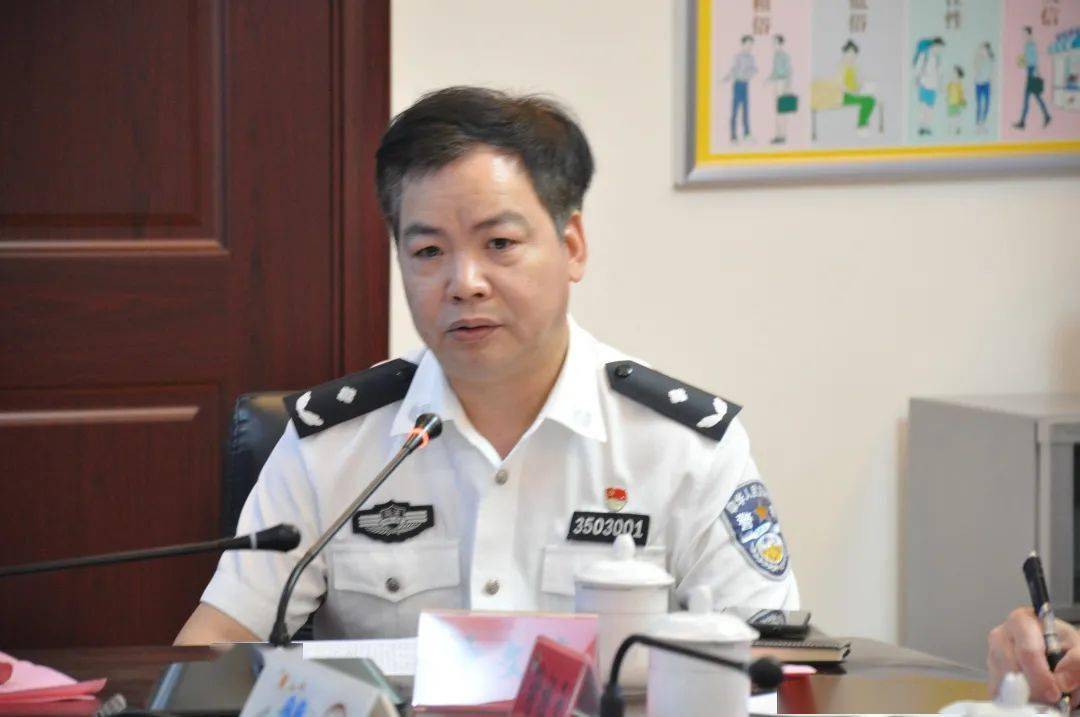 福建省福州监狱党委书记,监狱长 曾文嘉