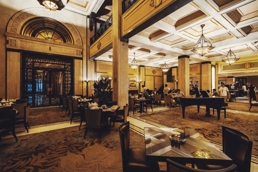 国内第一家饭店形式博物馆,小小的馆内浓缩了和平饭店九十几年的历史