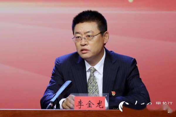 大兴安岭地区行署副专员李金龙说,大兴安岭因林而生,因林而兴
