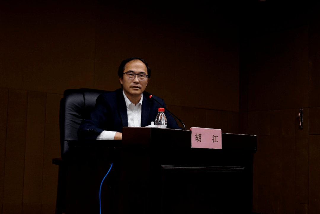 上海历史博物馆馆长 胡江