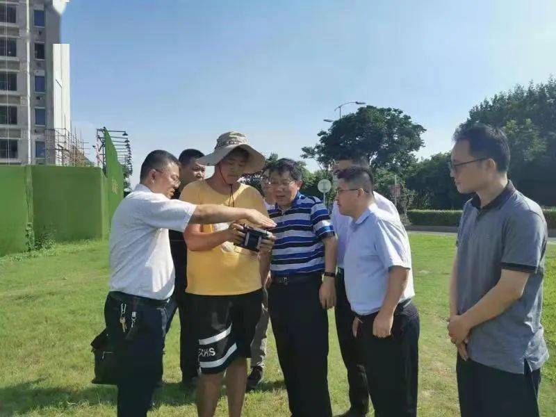 省生态环境厅副厅长潘良宝调研无锡入河排污口排查整治工作