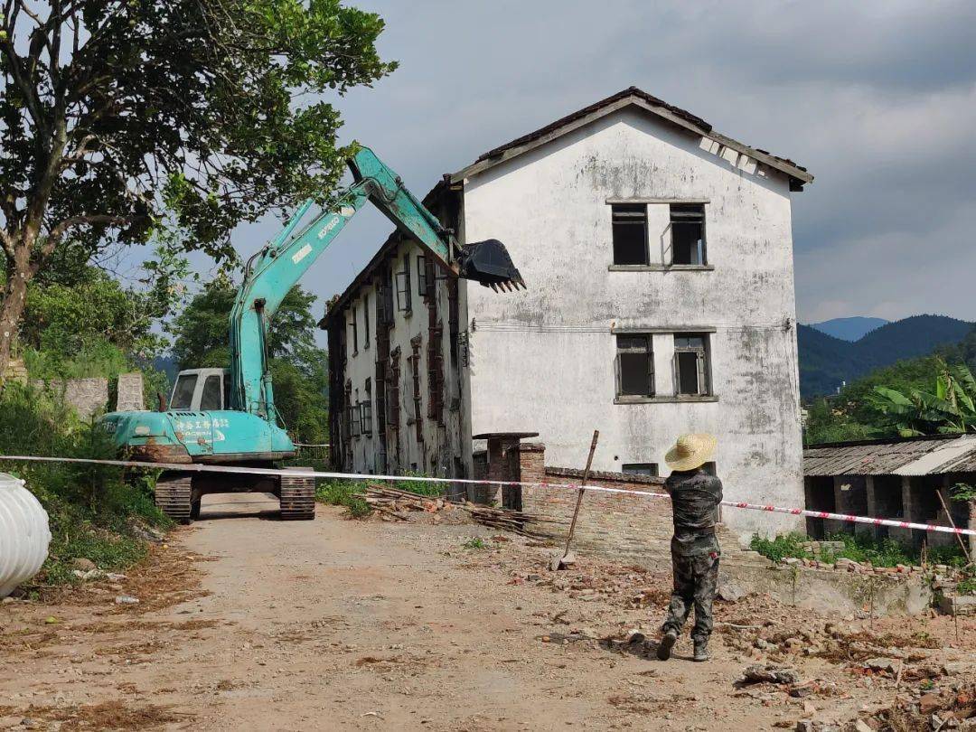 "零容忍"!瑶安铁腕拆除违规占用耕地建房