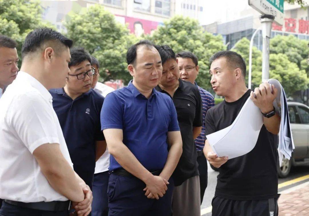蔡锋率队调研这些地方,对道路空间绿化提质工作提出要求