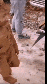 gif:大爷什么场面没见过?内心毫无波澜!