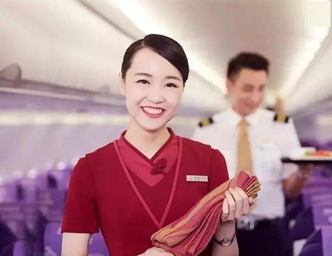 中国十大航空空姐:南航旗袍装,川航辣椒酱,你pick哪家