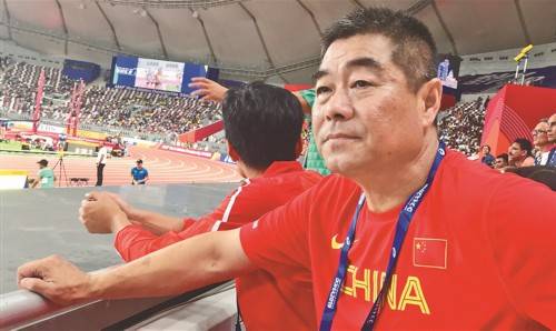 刘剑波 心里装着一面国旗_姚伟丽
