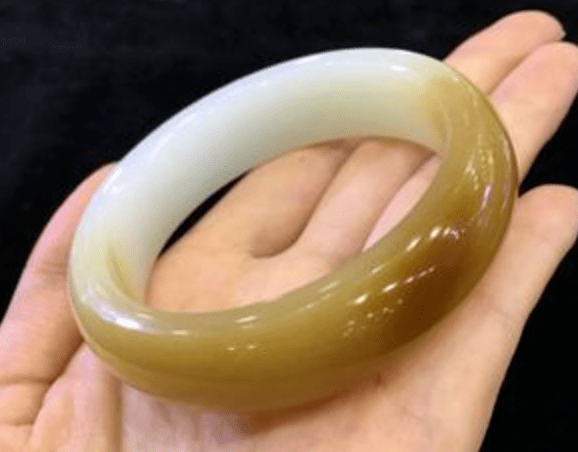 糖玉是和田玉的特色品种,就是价格涨的太快_唐白玉