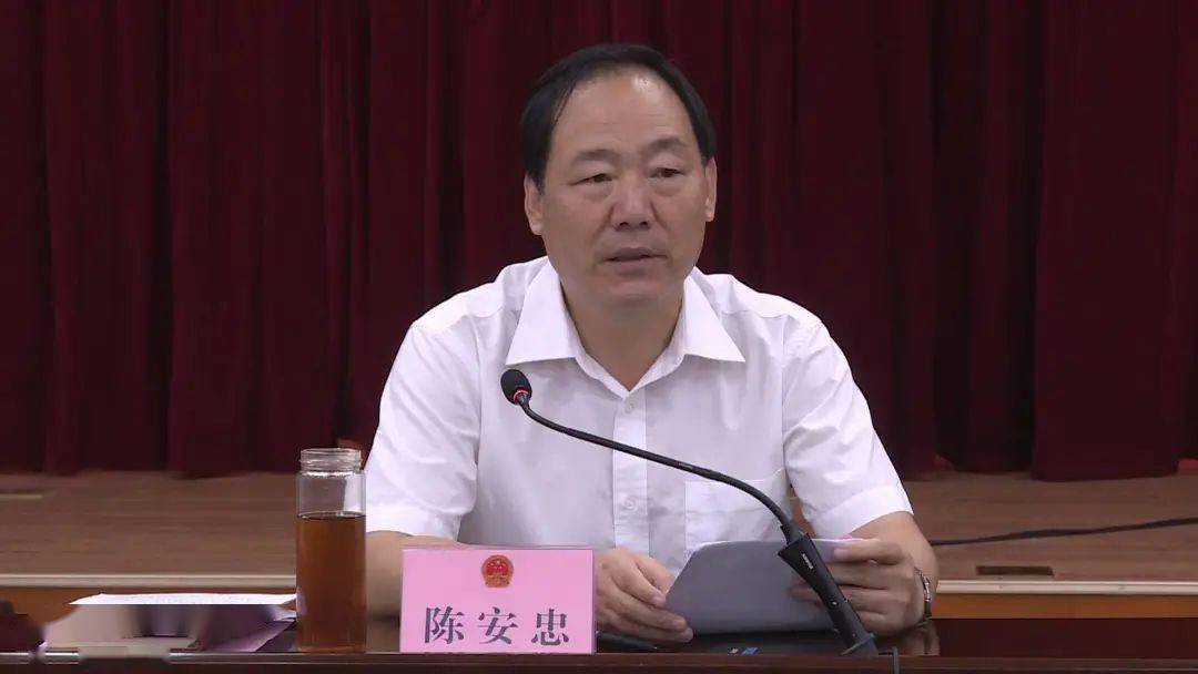 市人大常委会组成人员到我县走访联系市人大代表