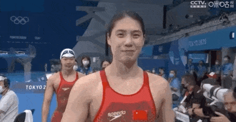 之后又开始花痴这个中国姑娘笑起来真的好好看