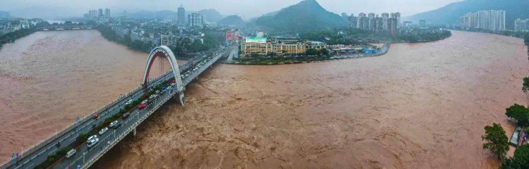 昨夜今晨暴雨来袭,多地受灾!雅安再发地灾气象预警,降雨还将持续