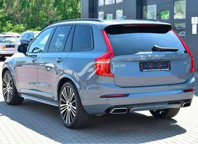 沃尔沃xc90新车曝光,外观更时尚,搭2.0t轻混系统