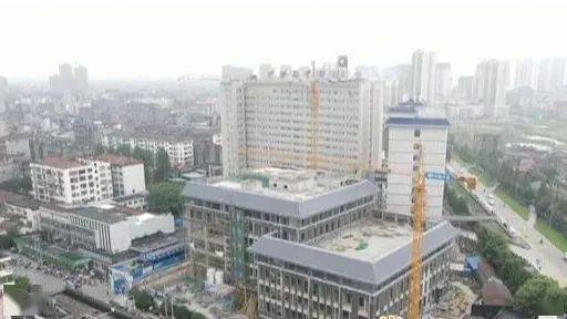 为了不影响公安县中医医院的正常运行,该项目将分两期实施, 1期将建成