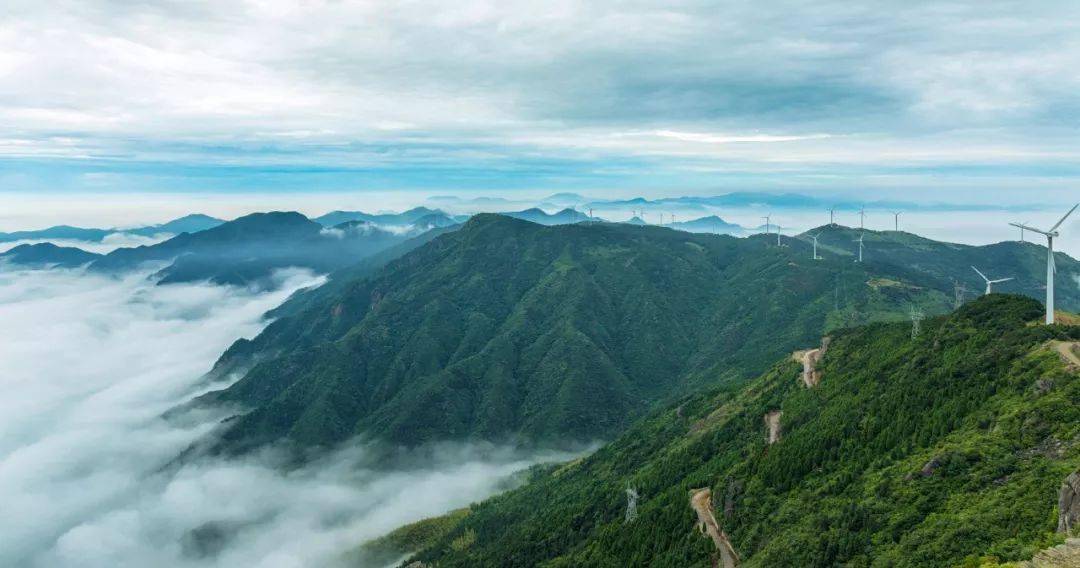 自驾露营82829号与你触摸第一缕曙光邂逅括苍山最美银河星空浪漫露营