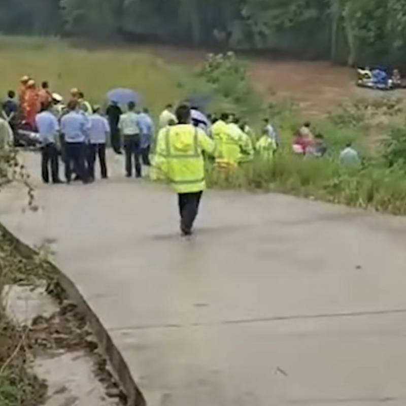 重庆忠县汽车被山洪冲走已致4死!救援队称发现两疑似失踪者