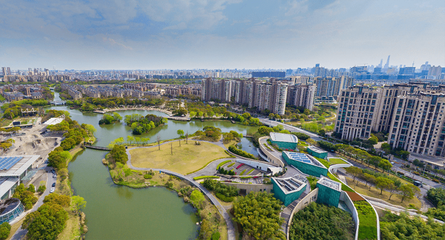 新江湾城作为上海首个滨江生态自然保护区