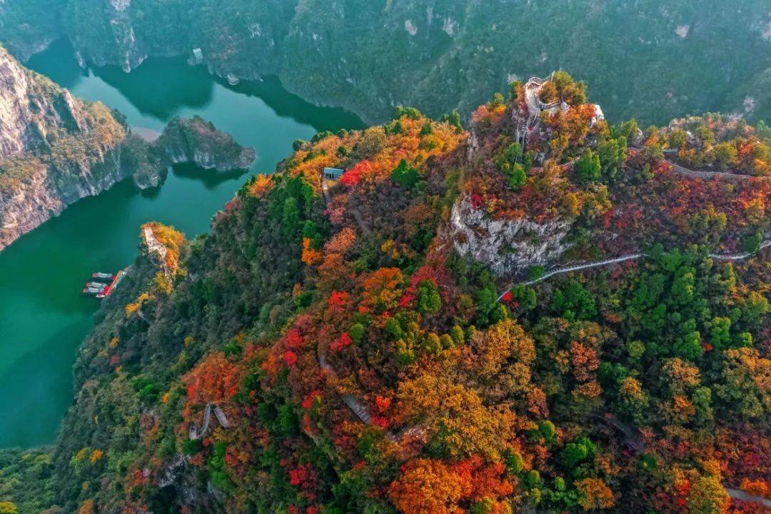 焦作峰林峡景区对全国人民免门票