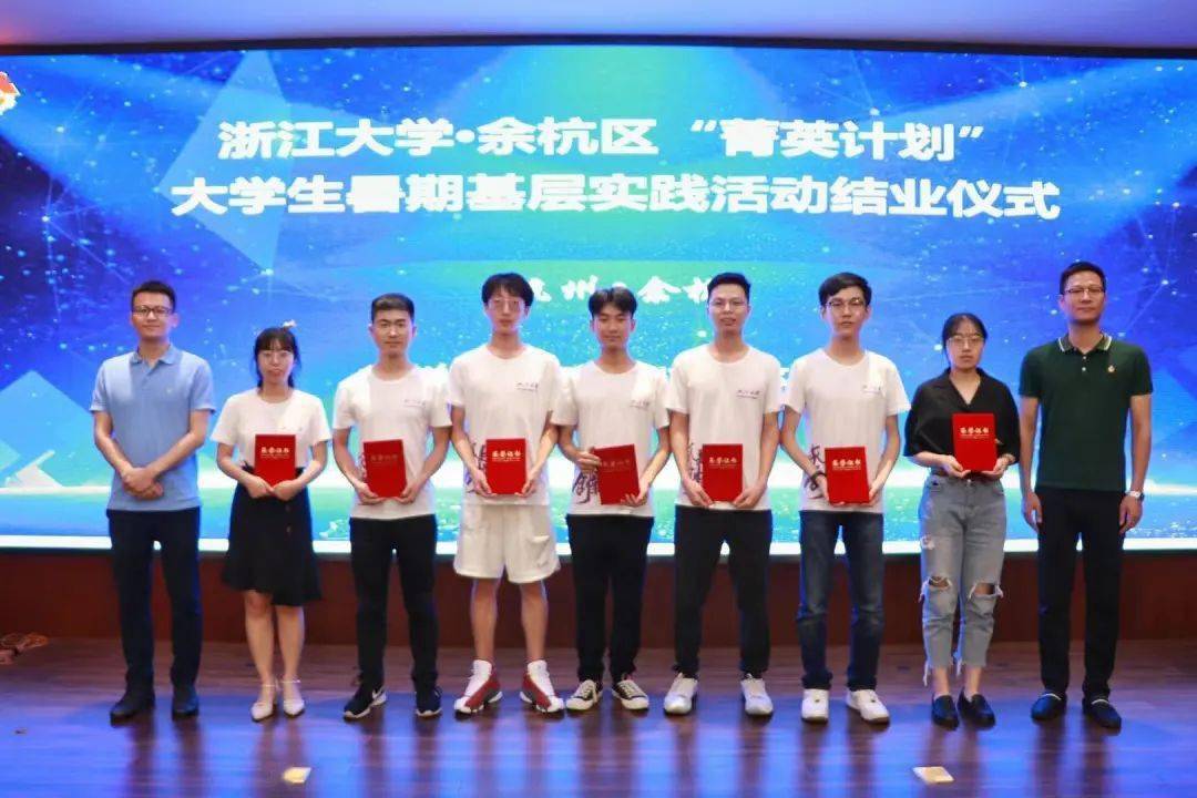对于周忆梦来说,她印象最深刻的则是一种上下同欲,团结协作的精神.