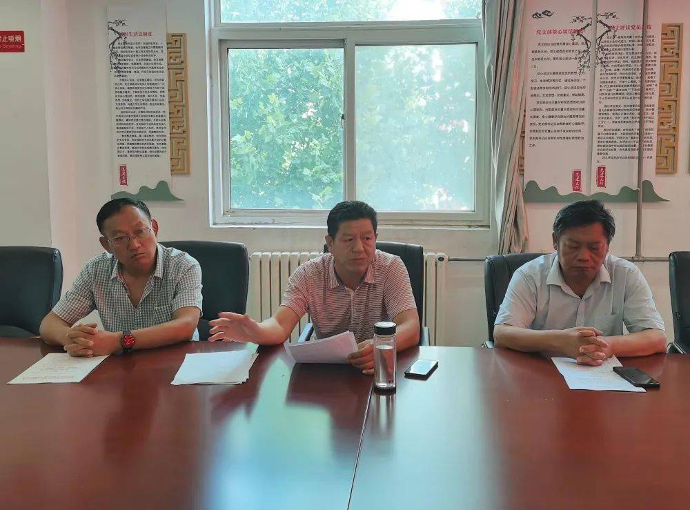 随后,沙土镇中心学校校长张焕良对沙土镇教育战线2020至2021学年取得