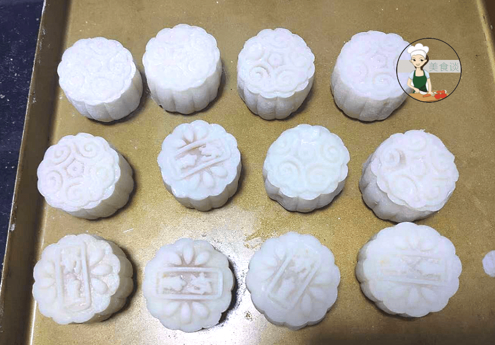 做法|这月饼配方简单零失败，不用烤箱，香软细腻，老人孩子多吃不上火