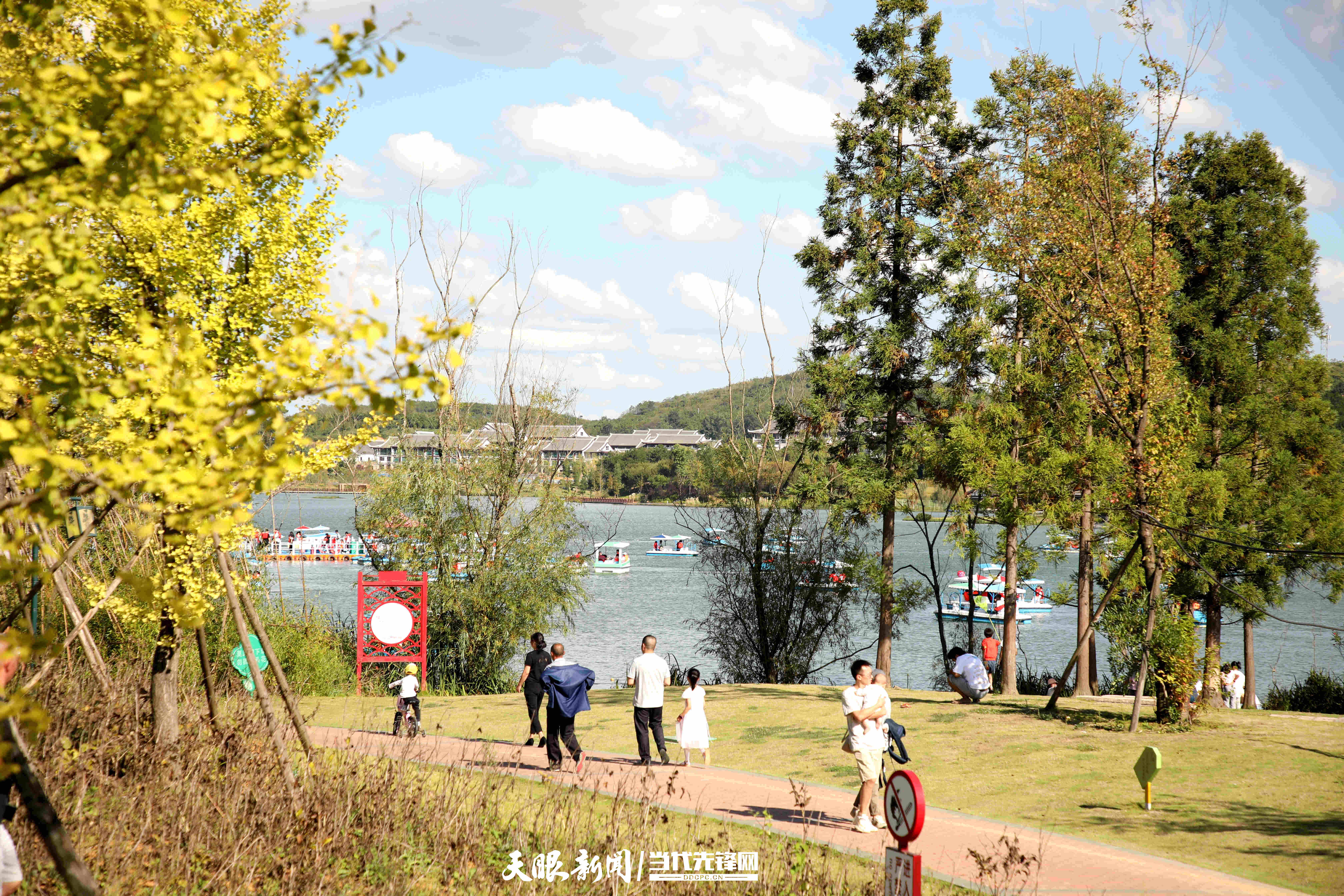 中秋佳节,金海湖湿地公园成为毕节市民出游首选